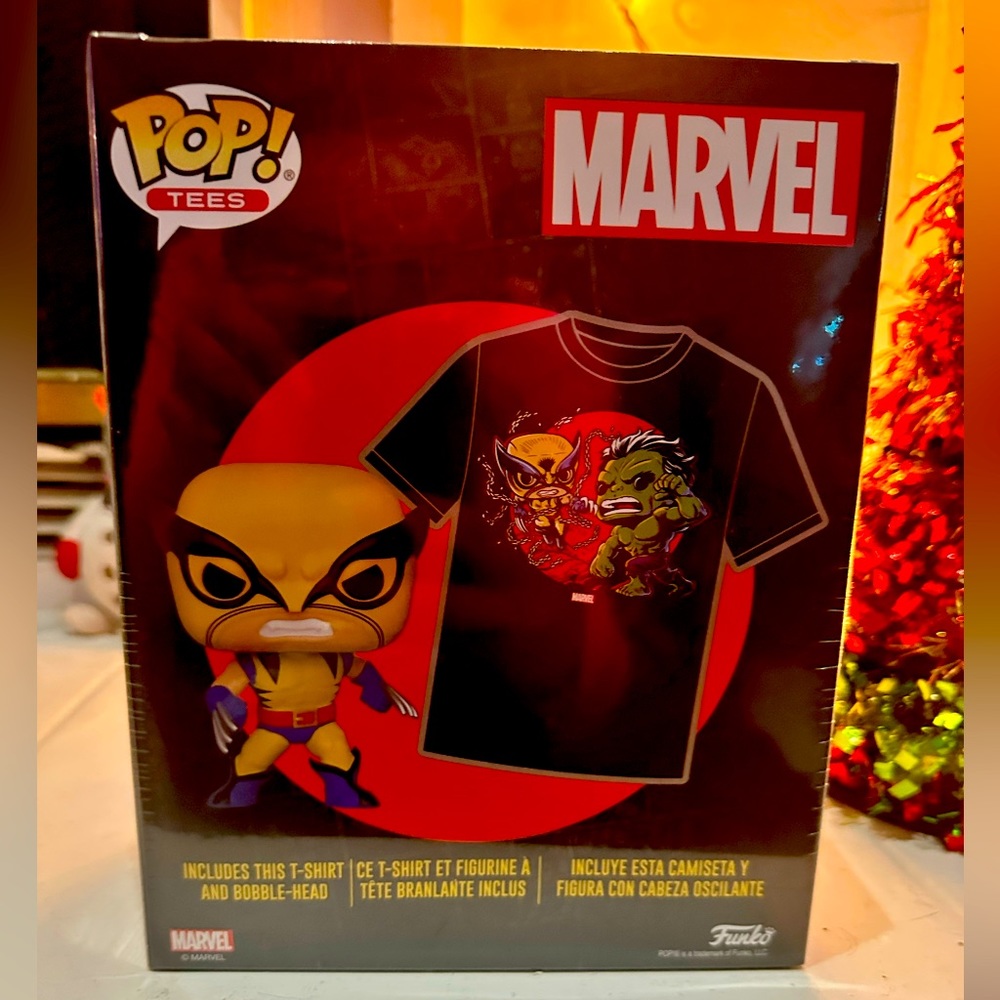 ‼️ BRAND NEW ‼️ Marvel Funko Pop with T-shirt